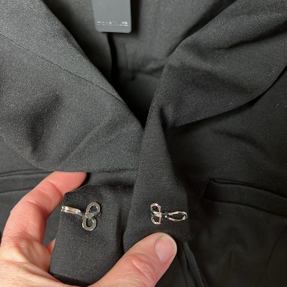 Krisa by Revolve Women’s‎ Black Blazer Fringe bottom hook closure XS Oversized - Picture 5 of 12